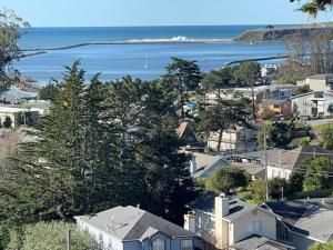 MLS #ML82020390 image #0