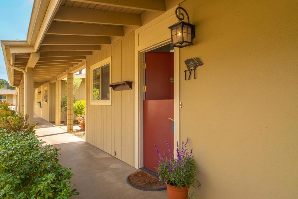 MLS #ML82020735 image #0