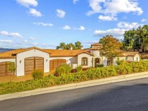 MLS #ML82020843 image #0