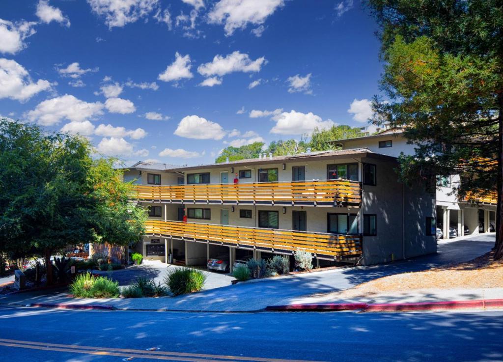 MLS #ML82023822 image #0