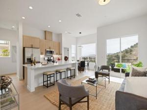 MLS #ML82024696 image #0