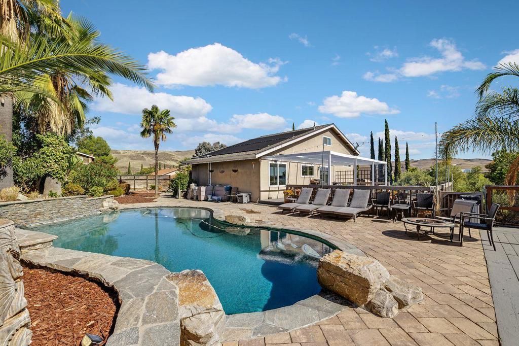 MLS #ML82025295 image #0