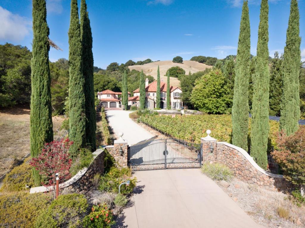 MLS #ML82025631 image #0