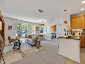 MLS #ML82026275 image #0