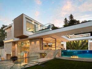 MLS #ML82027150 image #0