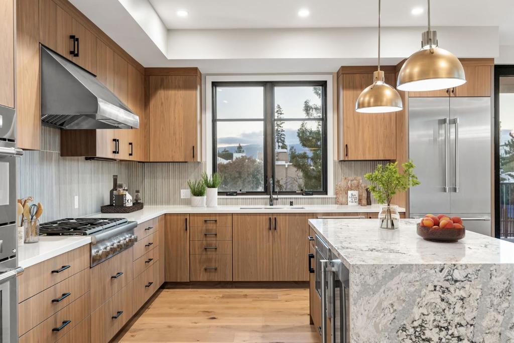 MLS #ML82027336 image #0