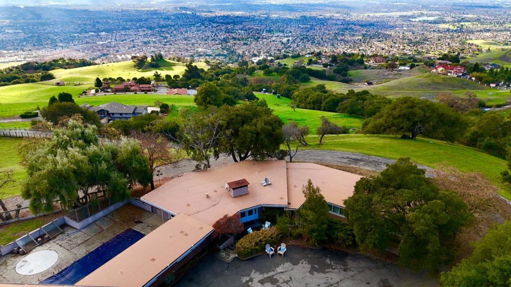 MLS #ML82028161 image #0