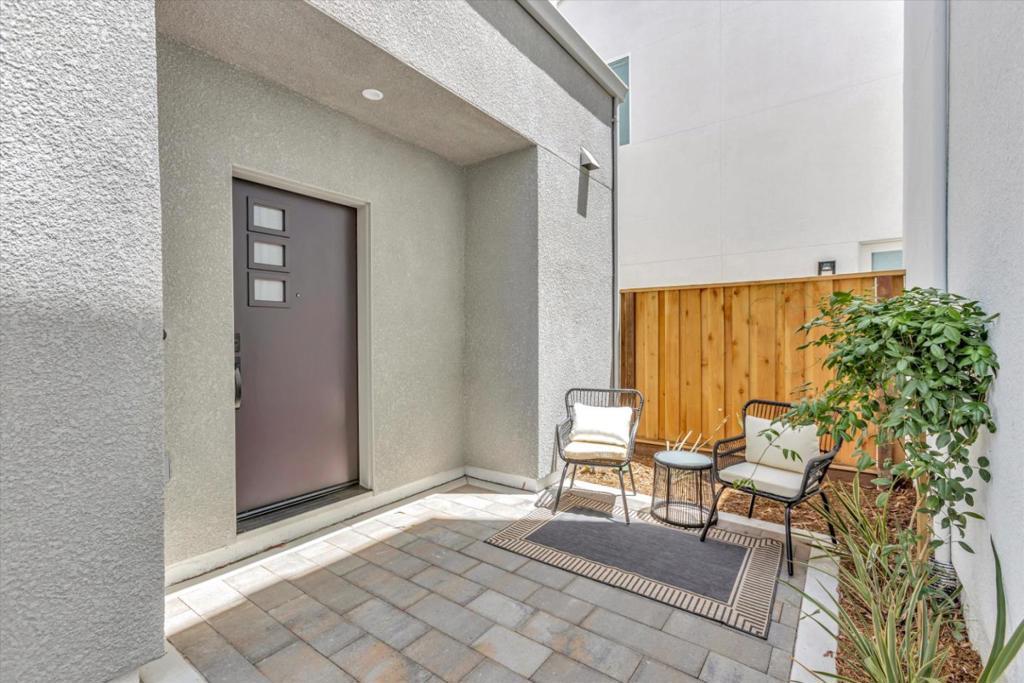 MLS #ML82028712 image #0