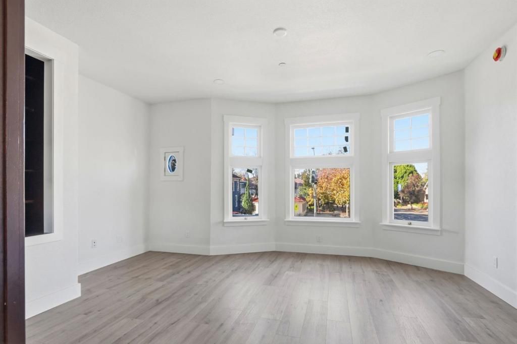 MLS #ML82028733 image #0