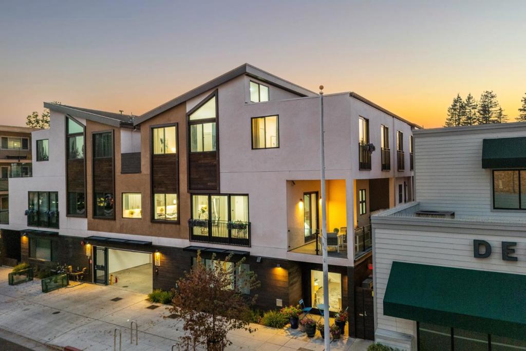 MLS #ML82029638 image #0