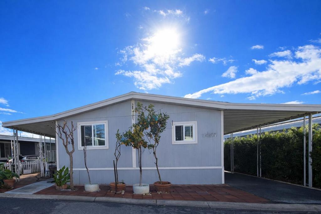 MLS #ML82030052 image #0