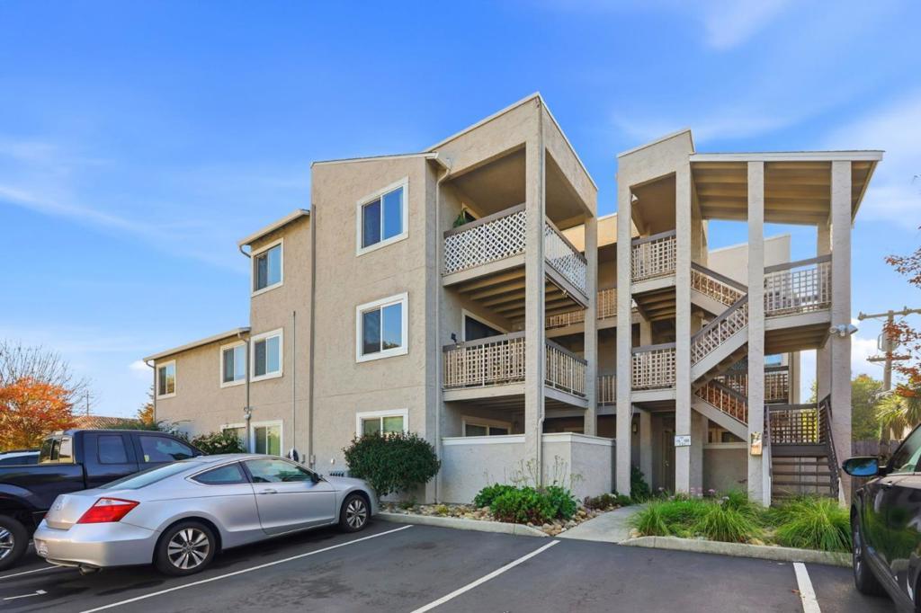 MLS #ML82030136 image #0