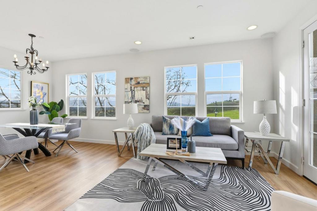 MLS #ML82030280 image #0