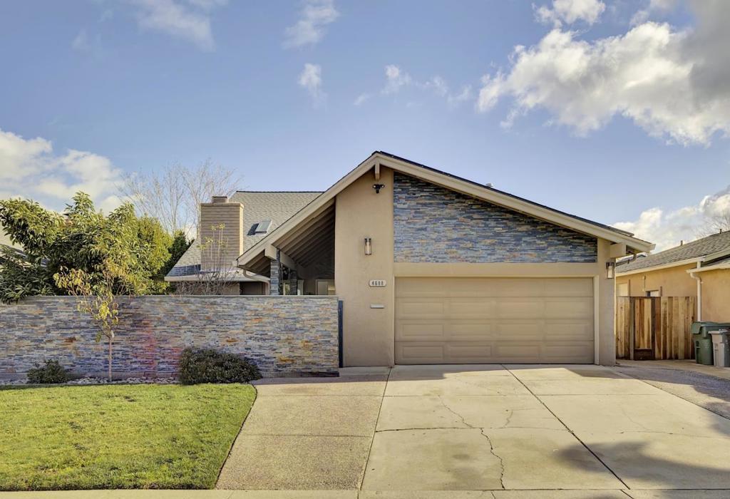 MLS #ML82030650 image #0