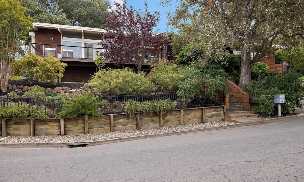 MLS #ML82030885 image #0