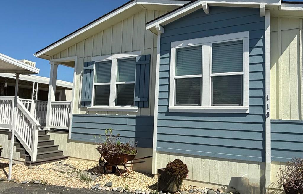 1200 W Winton AV #119 Hayward CA 94545 | MLS #ML82031981 37 MLS #ML82031981 image #0