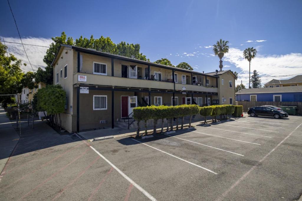 MLS #ML82044046 image #0