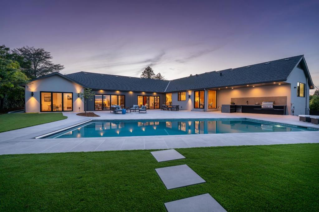 MLS #ML82044447 image #0