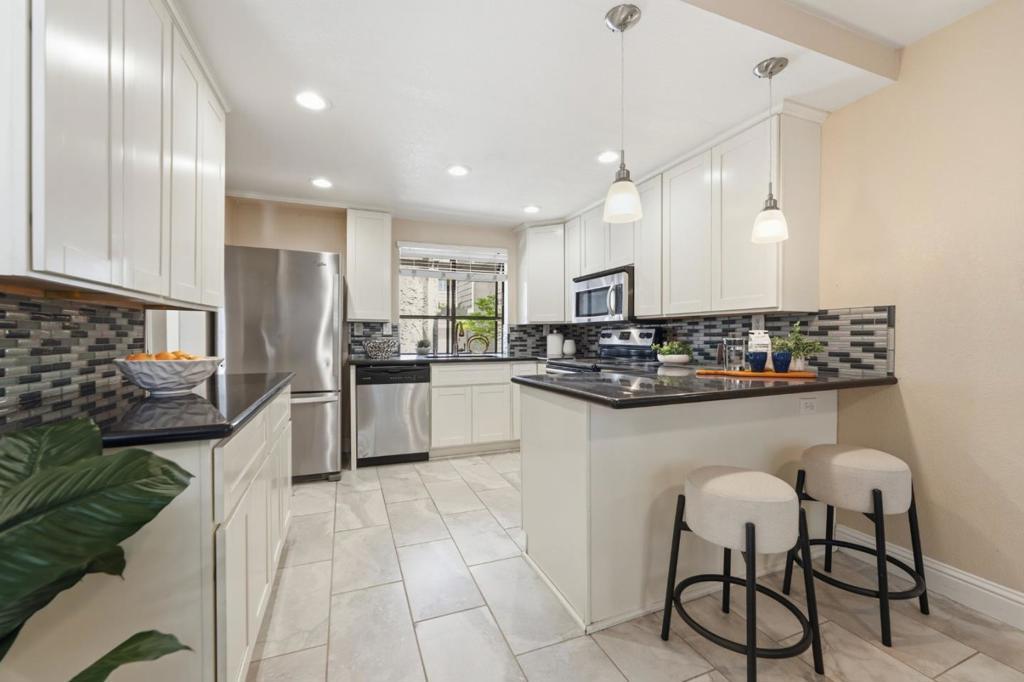 MLS #ML82049690 image #0