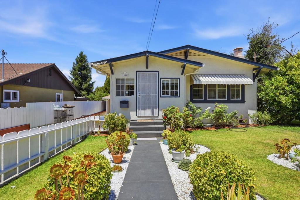 1654 D ST Hayward CA 94541 | MLS #ML82053139 45 MLS #ML82053139 image #0