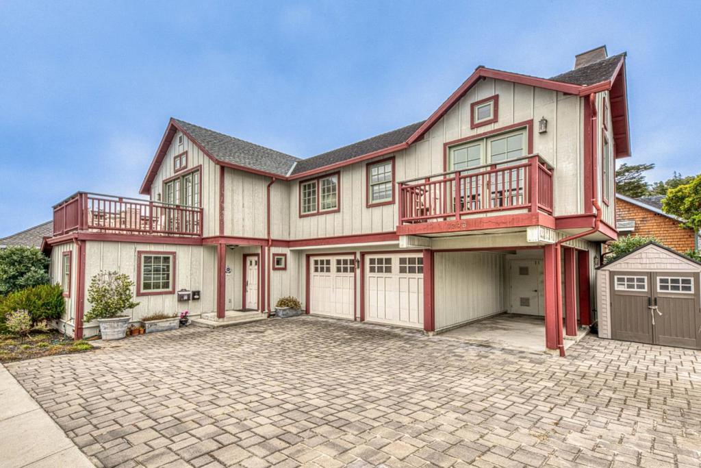 MLS #ML82053956 image #0