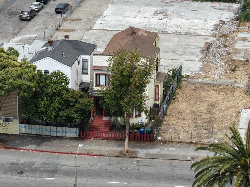MLS #ML82056018 image #0