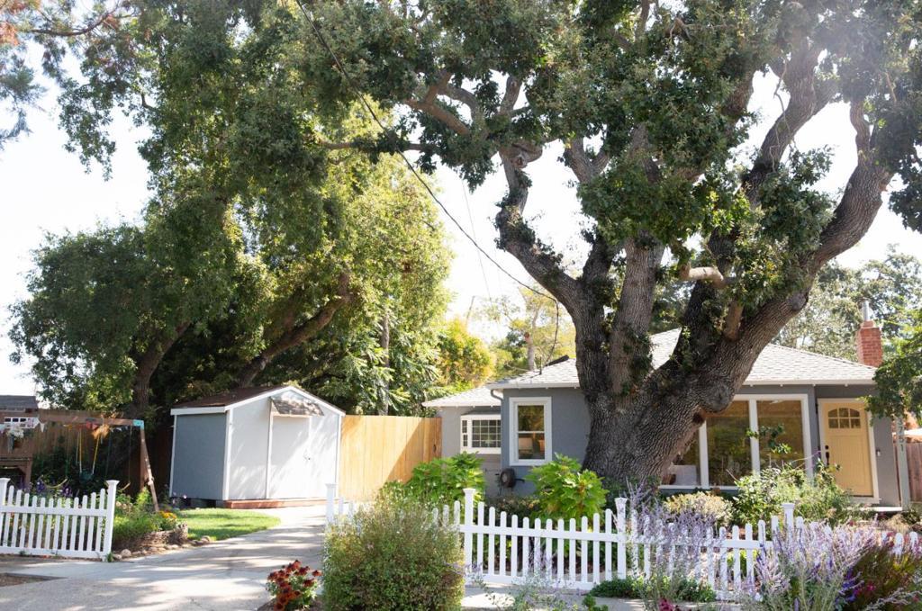 3751 Bay RD Menlo Park CA 94025 | MLS #ML82057168 45 MLS #ML82057168 image #0