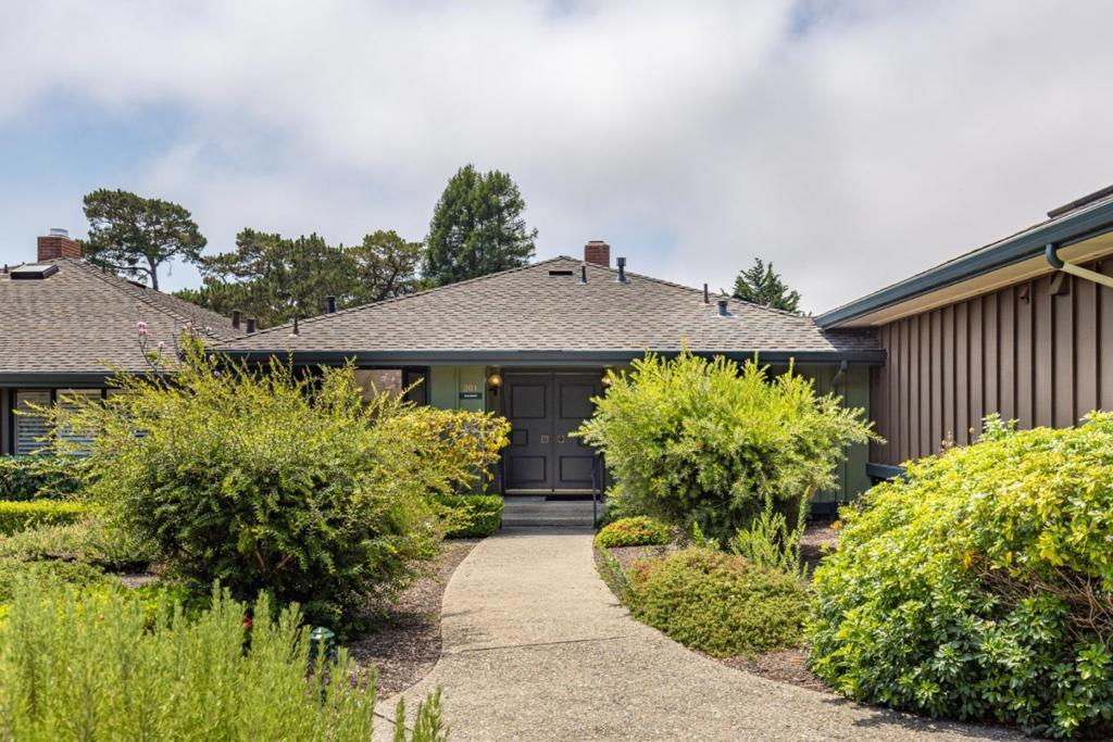 201 Del Mesa Carmel Carmel CA 93923 | MLS #ML82057350 41 MLS #ML82057350 image #0
