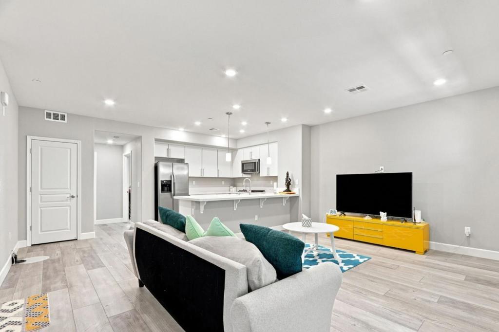 MLS #ML82057758 image #0