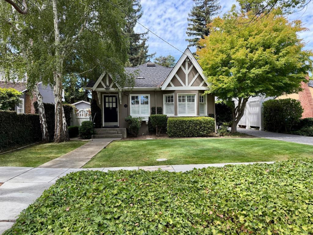 634 College AV Menlo Park CA 94025 | MLS #ML82058969 29 MLS #ML82058969 image #0