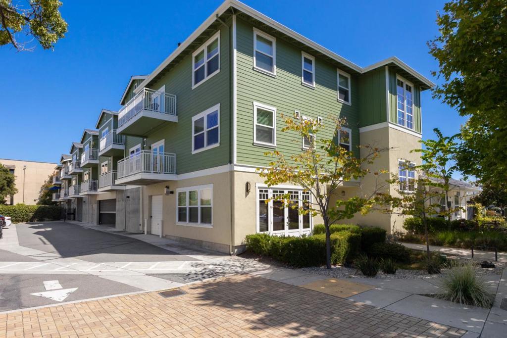 MLS #ML82058975 image #0