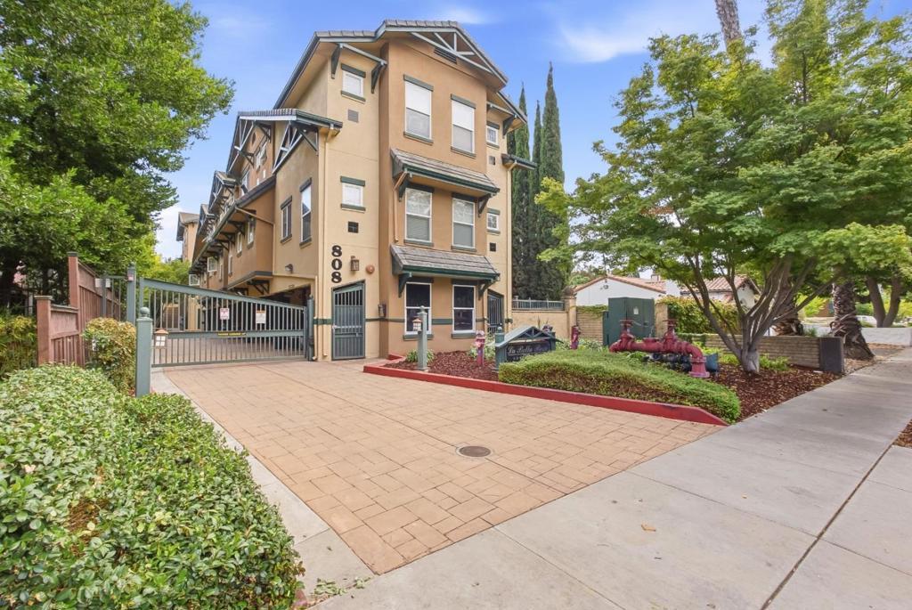 808 Lenzen AV #106 San Jose CA 95126 | MLS #ML82060409 45 MLS #ML82060409 image #0