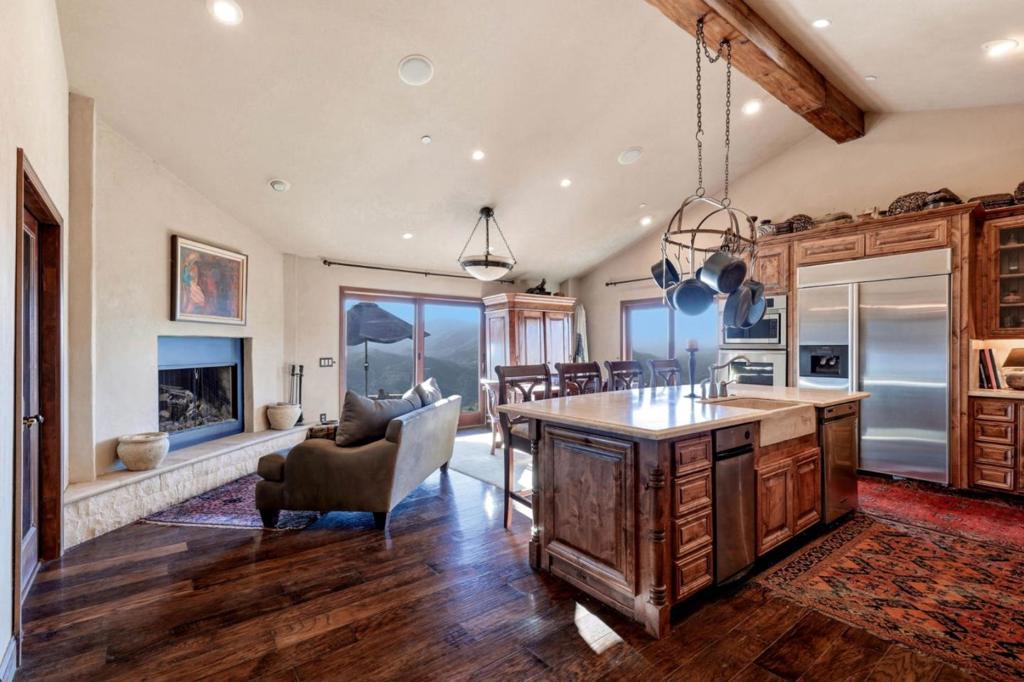 MLS #ML82060794 image #0