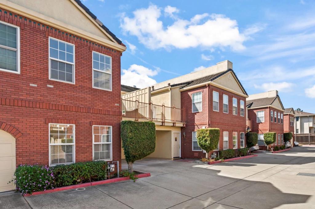 842 Shooting Star TE Sunnyvale CA 94086 | MLS #ML82062630 45 MLS #ML82062630 image #0