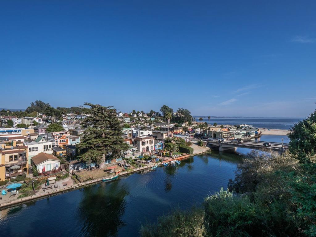 MLS #ML82062991 image #0