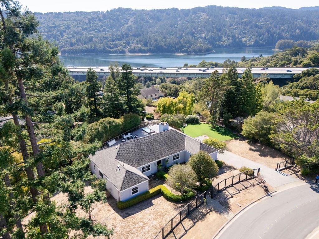 1365 Lakeview DR Hillsborough CA 94010 | MLS #ML82064158 41 MLS #ML82064158 image #0