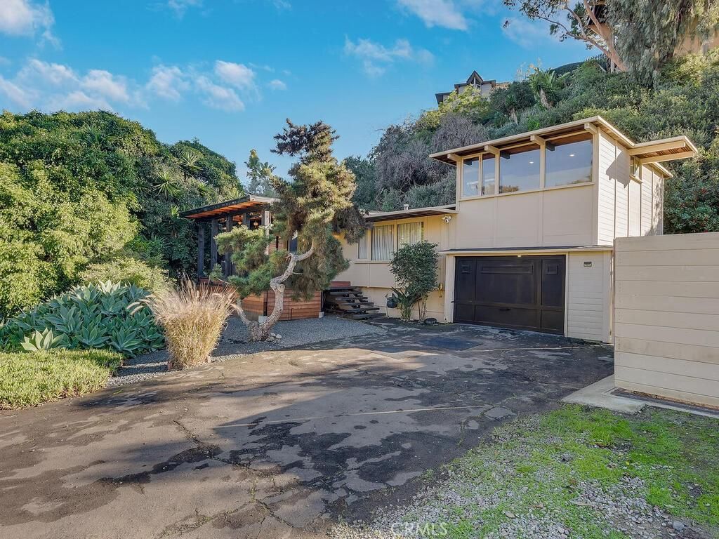 MLS #ND25280564 image #0