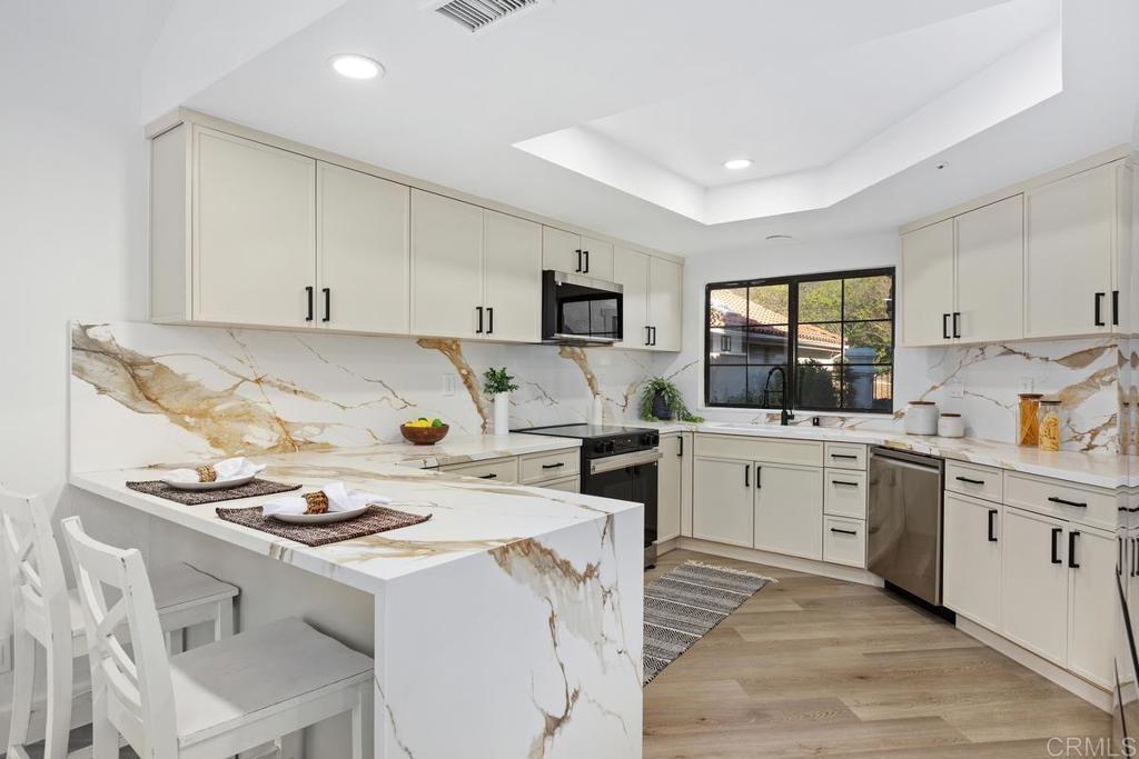 2533 Holly Valley DR Vista CA 92084 | MLS #NDP2600396 45 MLS #NDP2600396 image #0