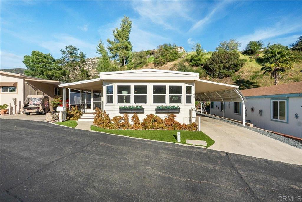 8975 Lawrence Welk DR #SPC 195 Escondido CA 92026 | MLS #NDP2602303 45 MLS #NDP2602303 image #0