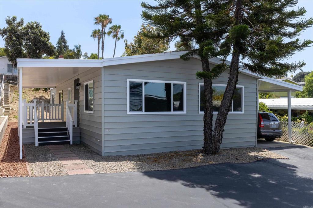 718 Sycamore AV #181 Vista CA 92083 | MLS #NDP2604872 33 MLS #NDP2604872 image #0