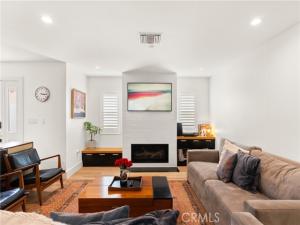 MLS #NP25109114 image #0