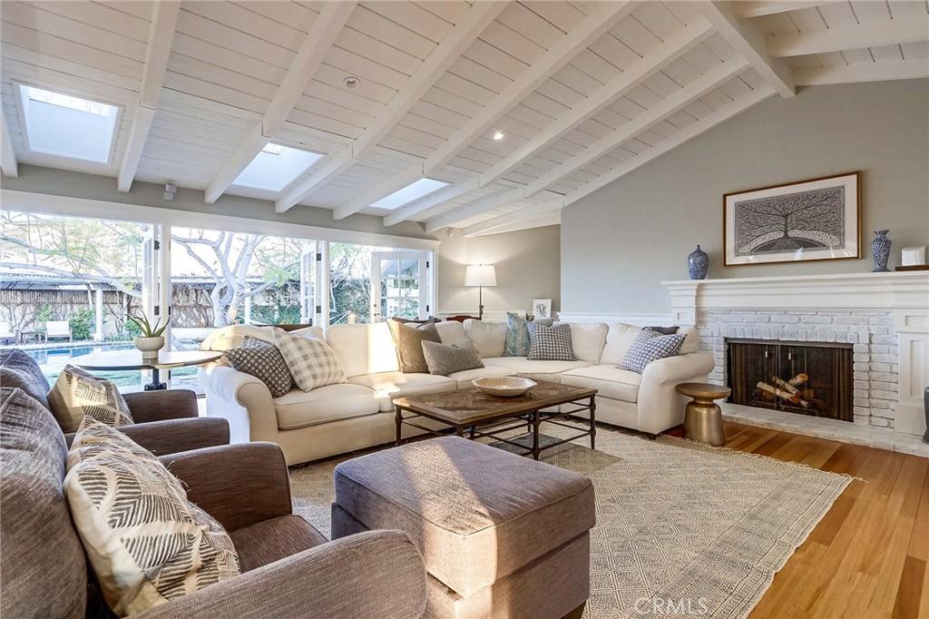 MLS #NP25137602 img 0