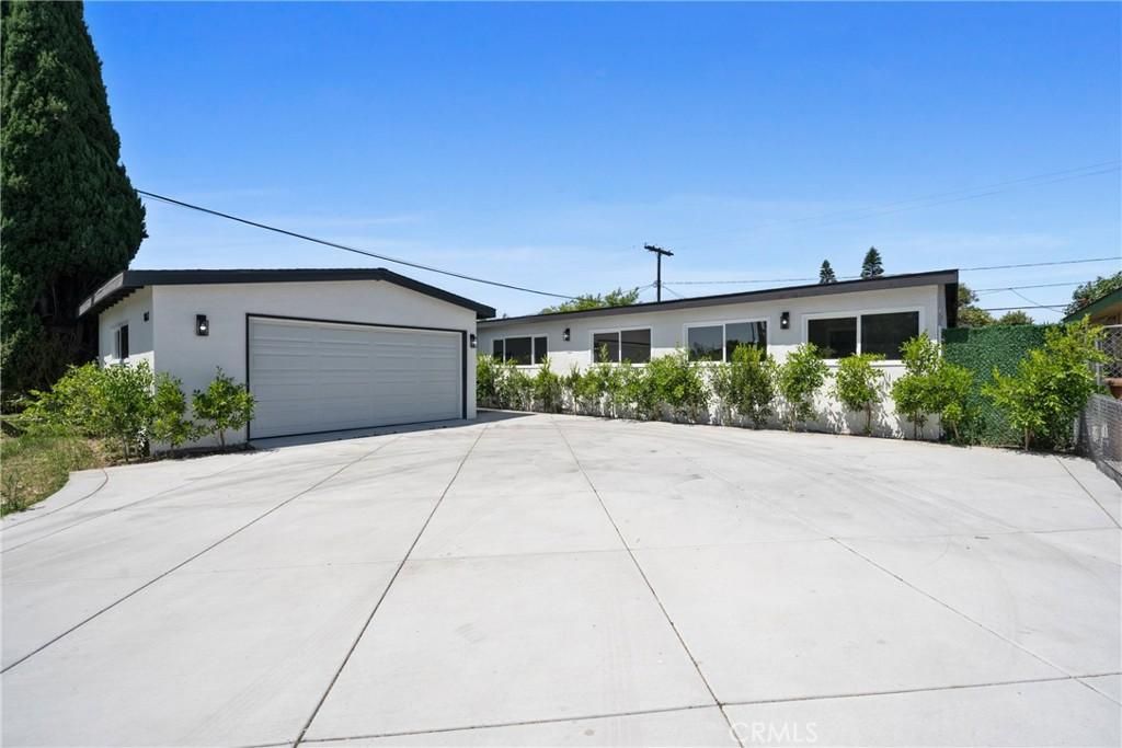 MLS #NP25142100 image #0