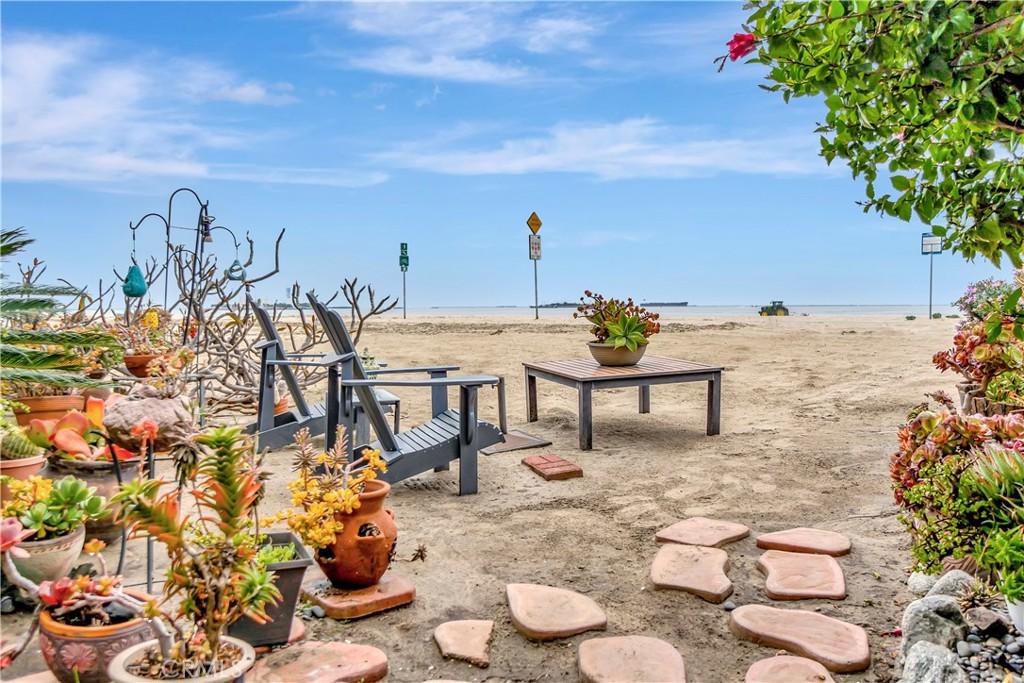 MLS #NP25199098 image #0