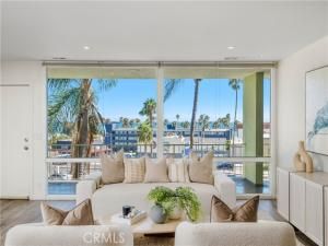 MLS #NP25215052 image #0