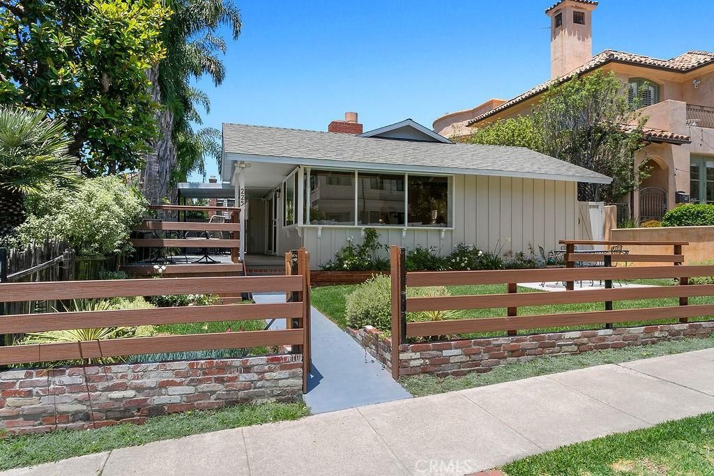 MLS #NP25219545 image #0