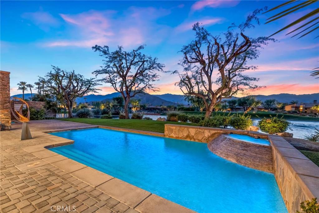 MLS #NP25254327 image #0