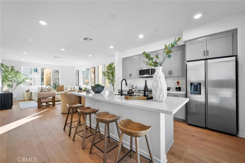 MLS #NP25267229 image #0