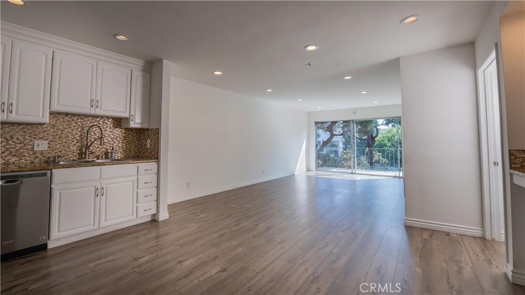 MLS #NP25270722 image #0