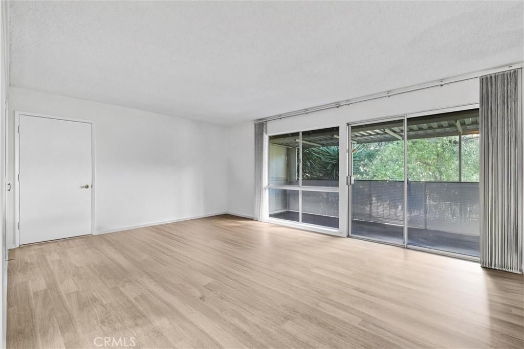 MLS #NP25273442 image #0